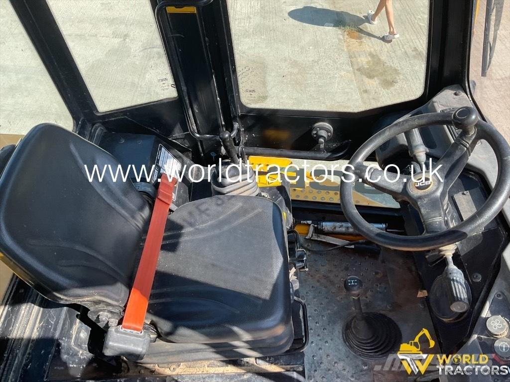 JCB 6 T-2 Ne cestni demperji
