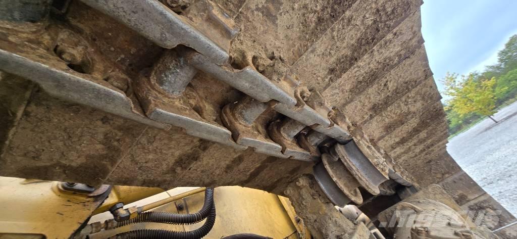 CAT D 6 N LGP Buldožerji goseničarji