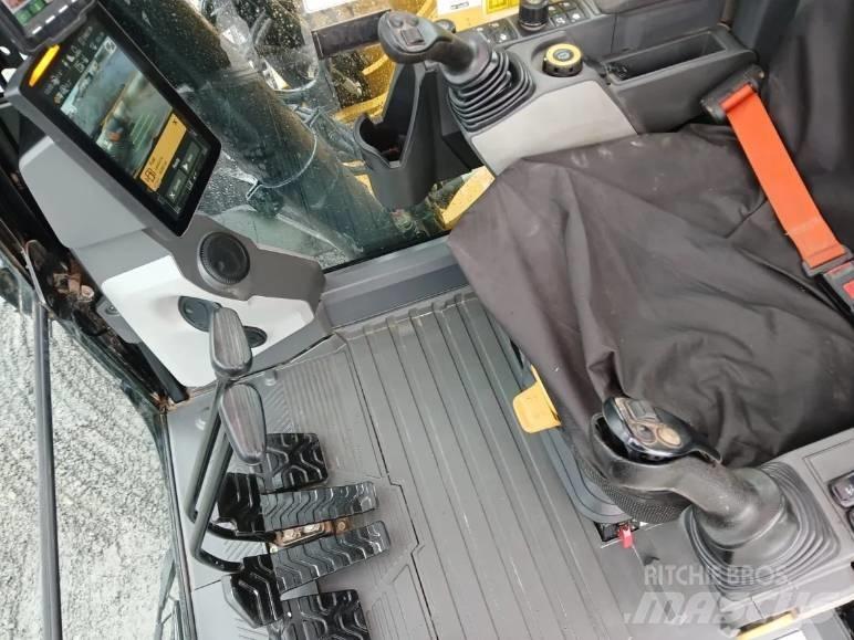 CAT 320 Bagri goseničarji
