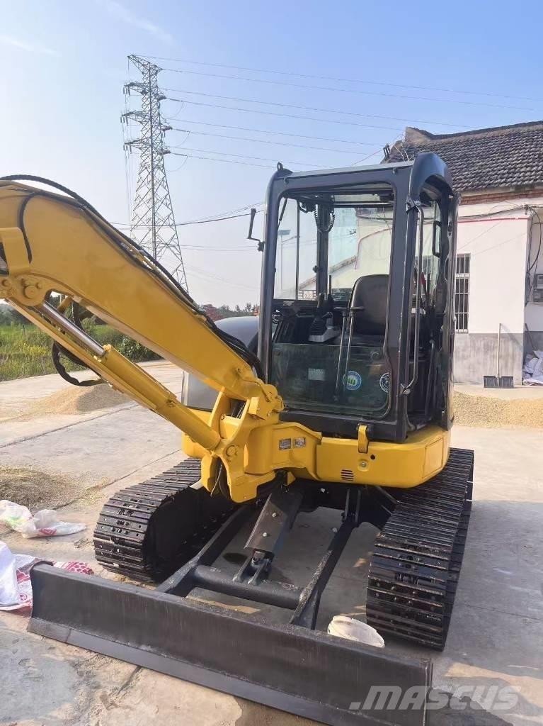 Komatsu PC 40 MR Mini bagri <7t