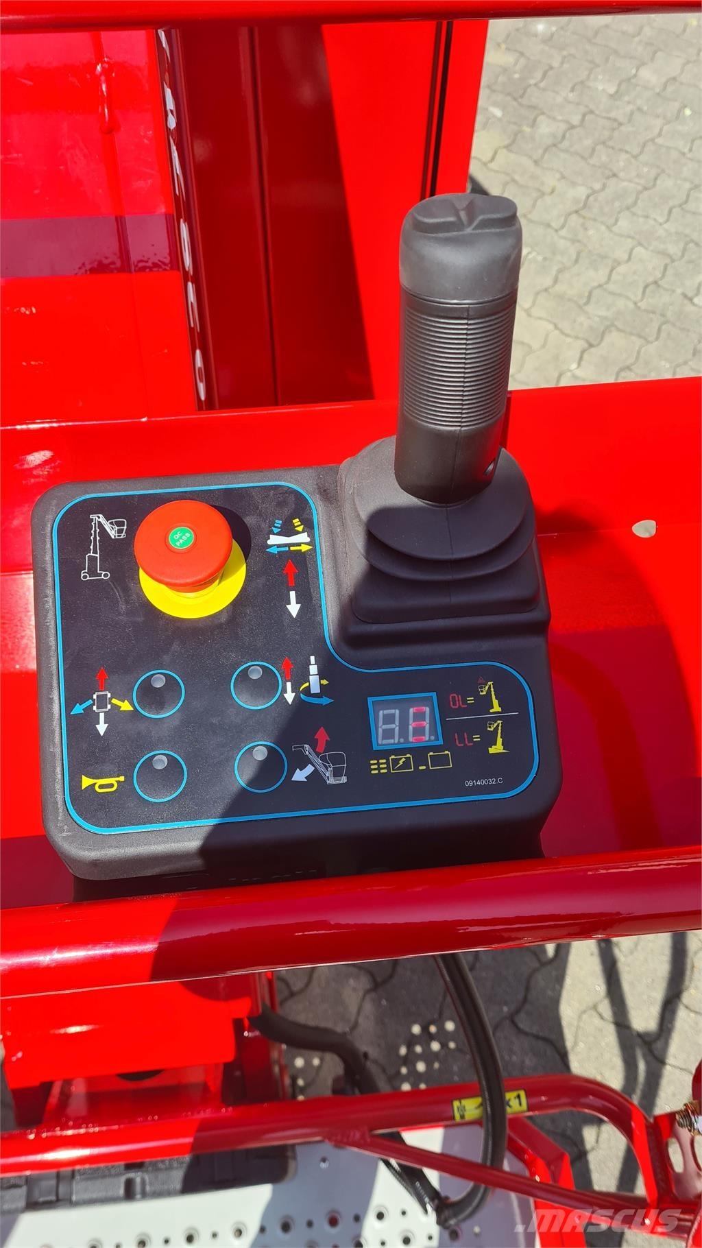 Magni MJP11.50AC Druga dvigala in dvižne ploščadi