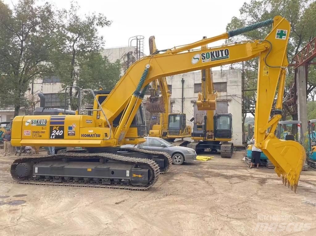 Komatsu PC240-8 Bagri goseničarji