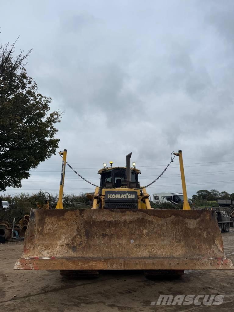 Komatsu D 65 PX-17 Buldožerji goseničarji