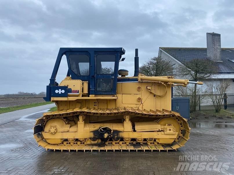 Komatsu D 85 P Buldožerji goseničarji