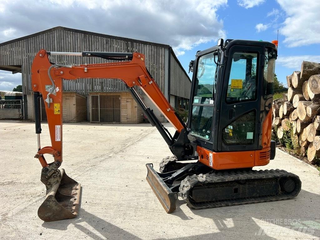 Hitachi ZX 26 U-6 Mini bagri <7t