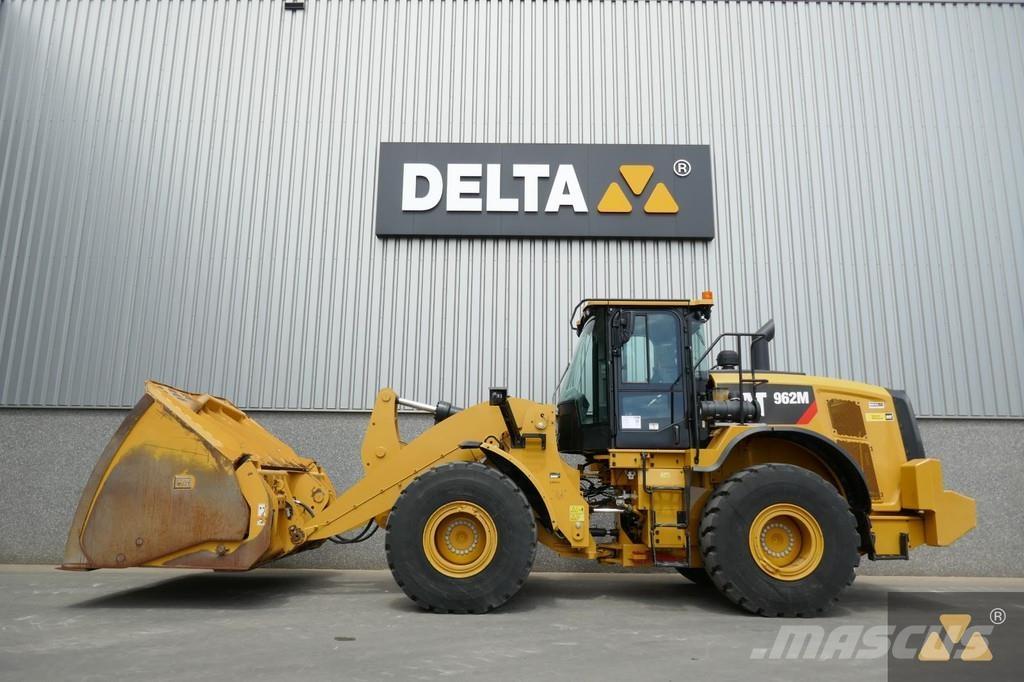 CAT 962M Kolesni nakladalci