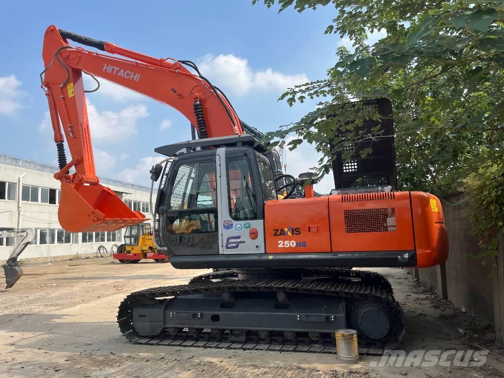 Hitachi ZX 250 Bagri goseničarji
