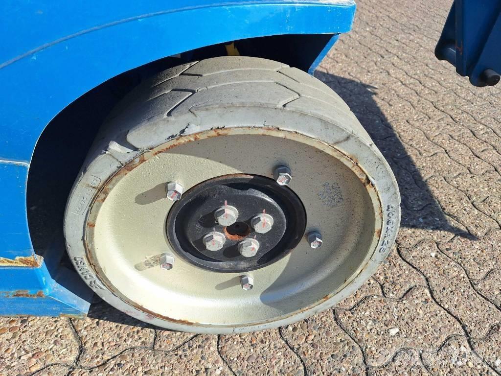 JLG Toucan 10 E-L Druga dvigala in dvižne ploščadi