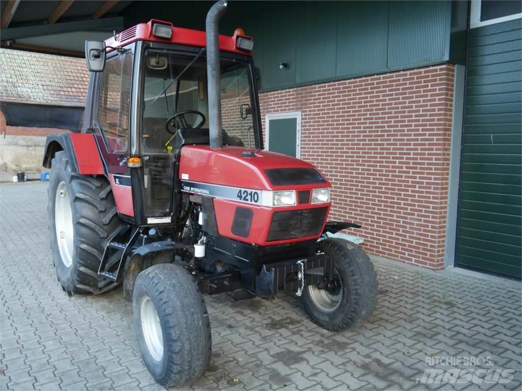 Case IH 4210 XL Traktorji