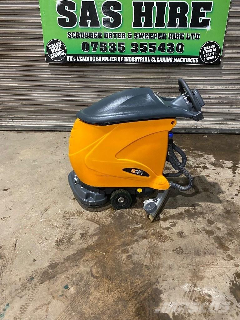 Taski 955b Stroji za ribanje in pomivanj tal