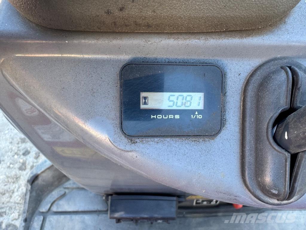 Yanmar SV08 (1E069) Mini bagri <7t