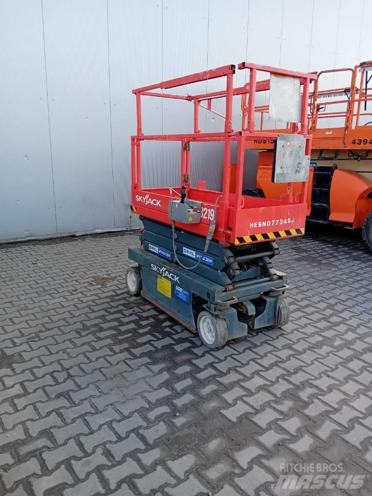 SkyJack 3219 Škarjaste dvižne ploščadi