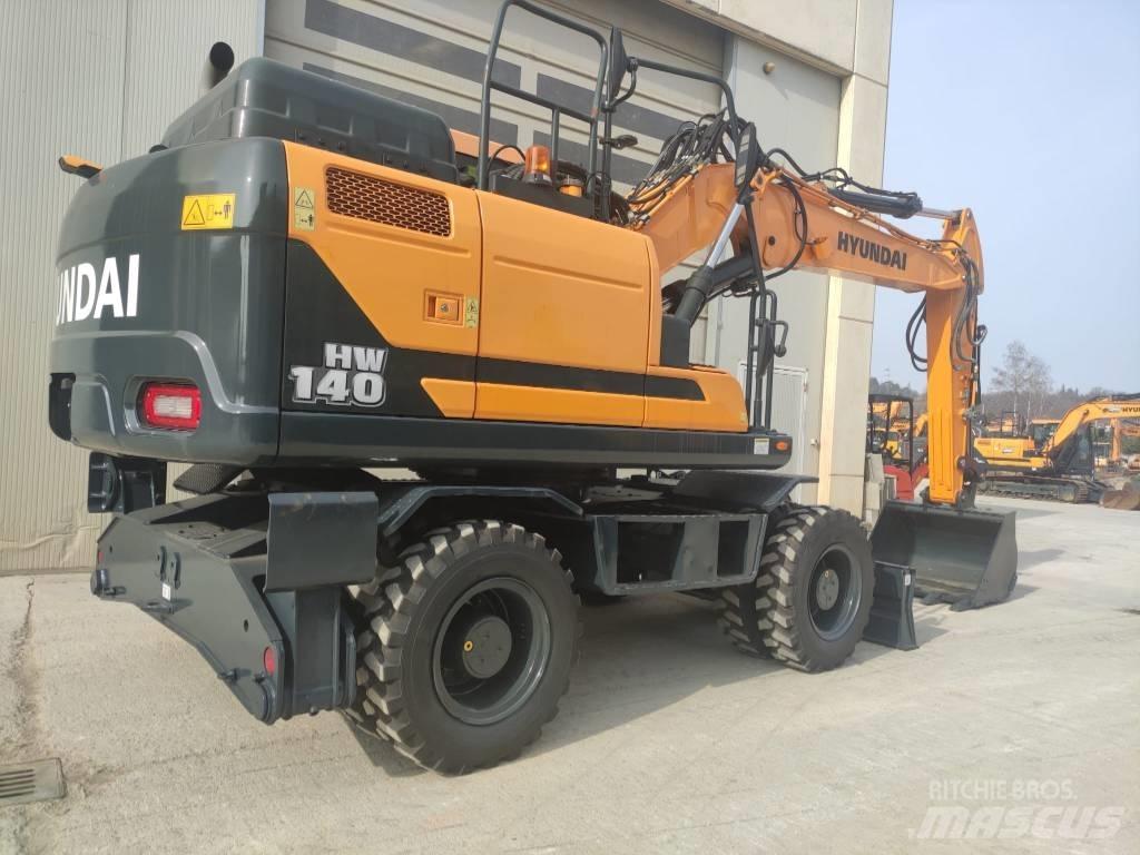 Hyundai HW140 Bagri na kolesih