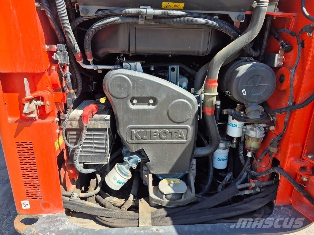 Kubota SSV 65 Skid steer mini nakladalci