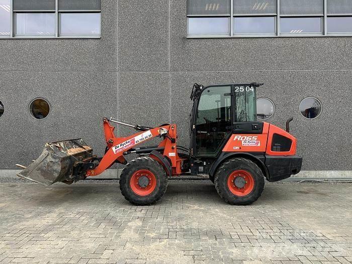 Kubota R065 Kolesni nakladalci