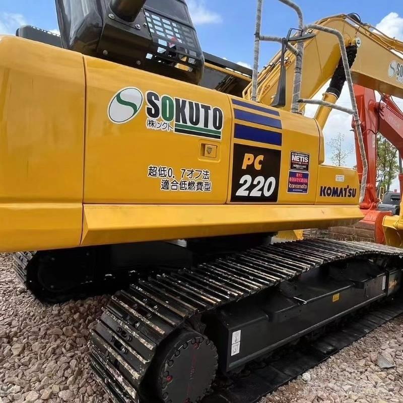 Komatsu PC 220 Bagri goseničarji