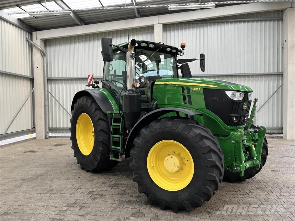 John Deere 6250R Traktorji