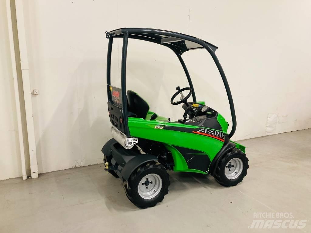 Avant 225 Mini nakladalci