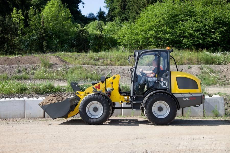 Wacker Neuson WL 44 Kolesni nakladalci