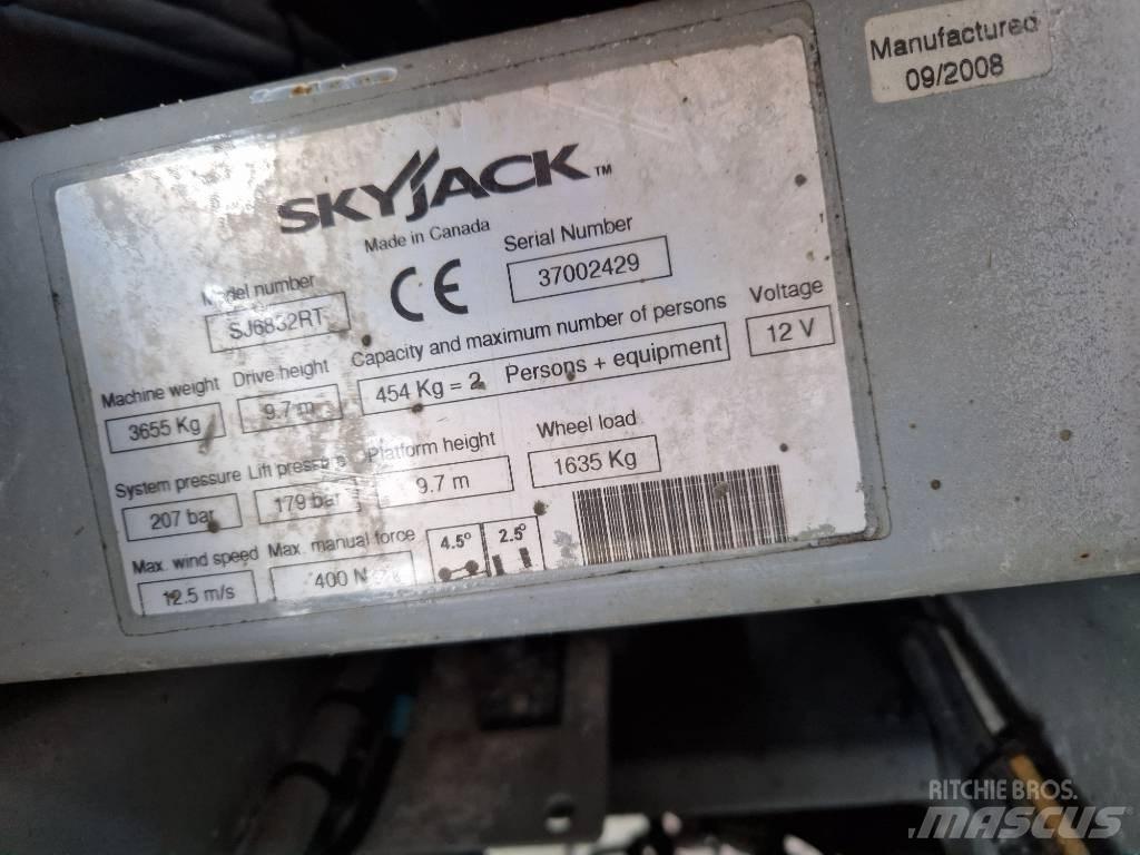 SkyJack SJ 6832 RT Škarjaste dvižne ploščadi