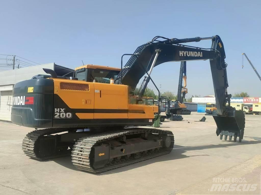 Hyundai HX 200 Bagri goseničarji