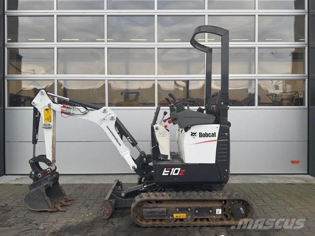 Bobcat E10z Mini bagri <7t