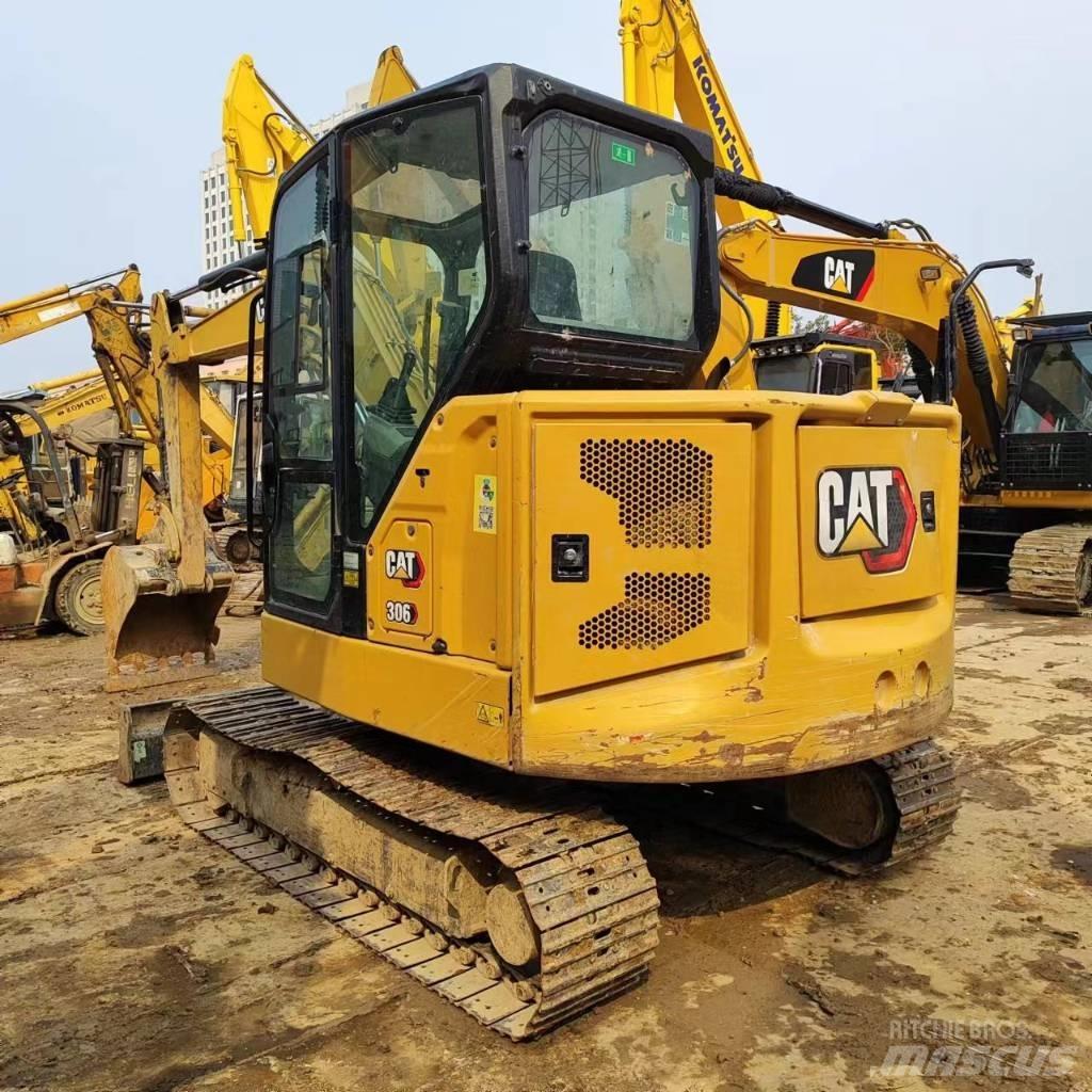 CAT 306 Mini bagri <7t
