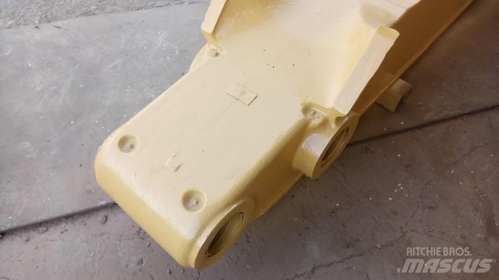 CAT 245 Boom in dipper roke