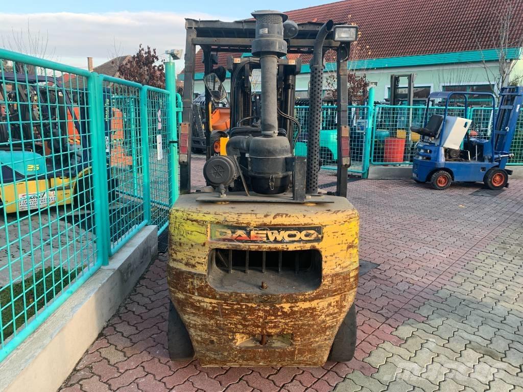 Daewoo D30S-3 V-3523 Dizelski viličarji