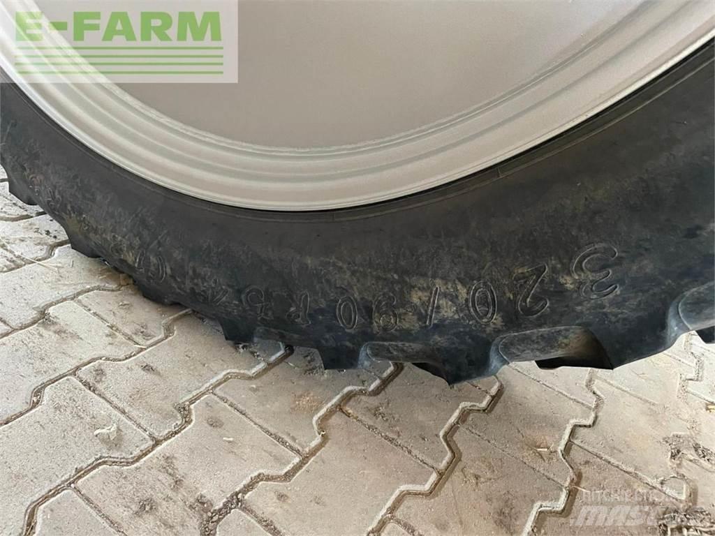 Amazone UX4200 Vlečne škropilnice