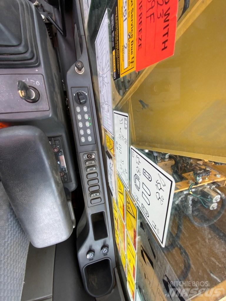 CAT 311F Bagri goseničarji