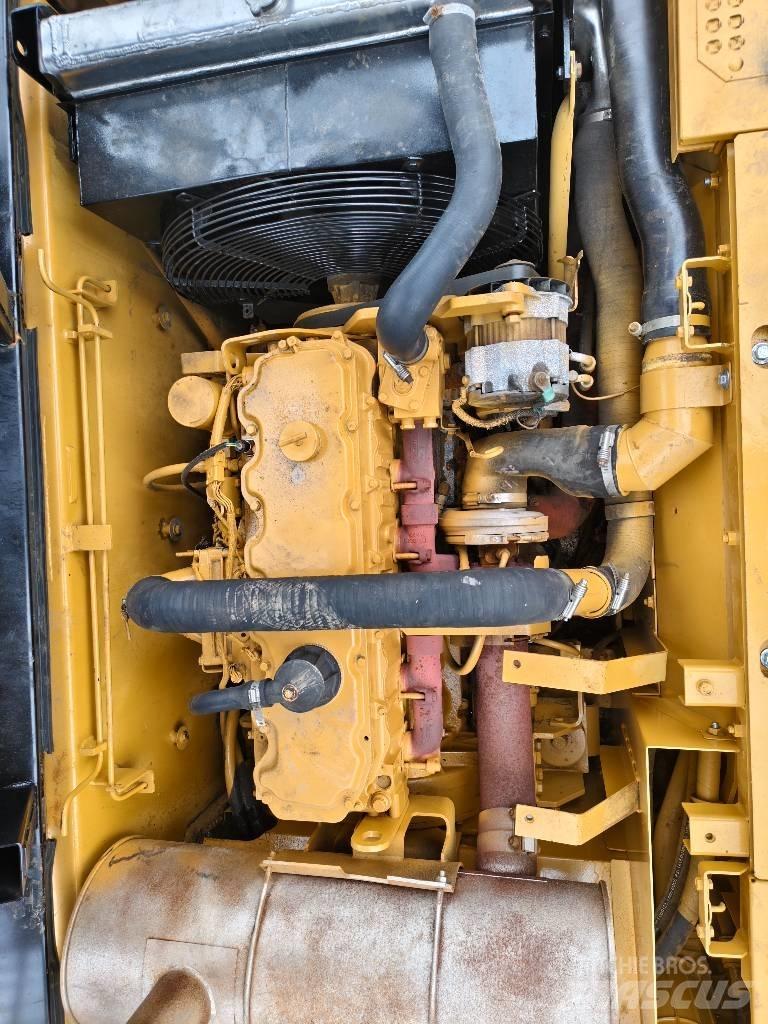CAT 325 C Bagri goseničarji