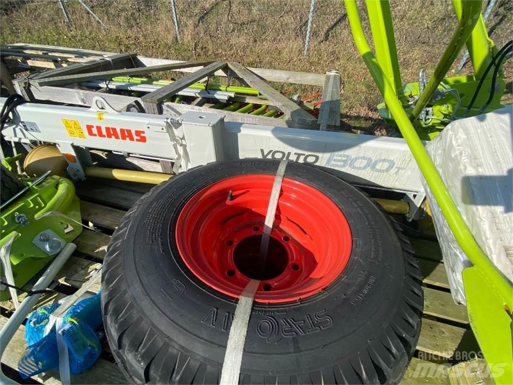CLAAS VOLTO 1300 T Obračalniki in zgrabljalniki