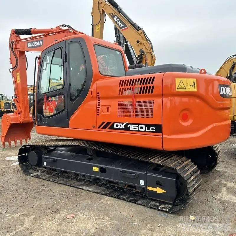 Doosan DX 150 Bagri goseničarji