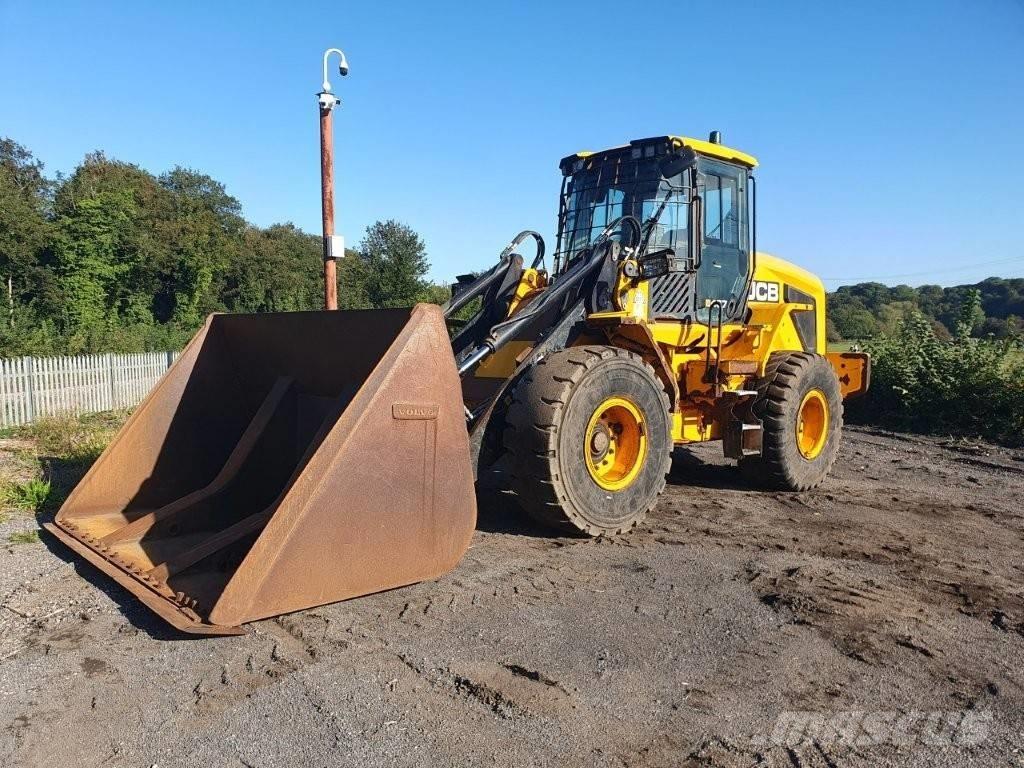 JCB 437 HT Kolesni nakladalci