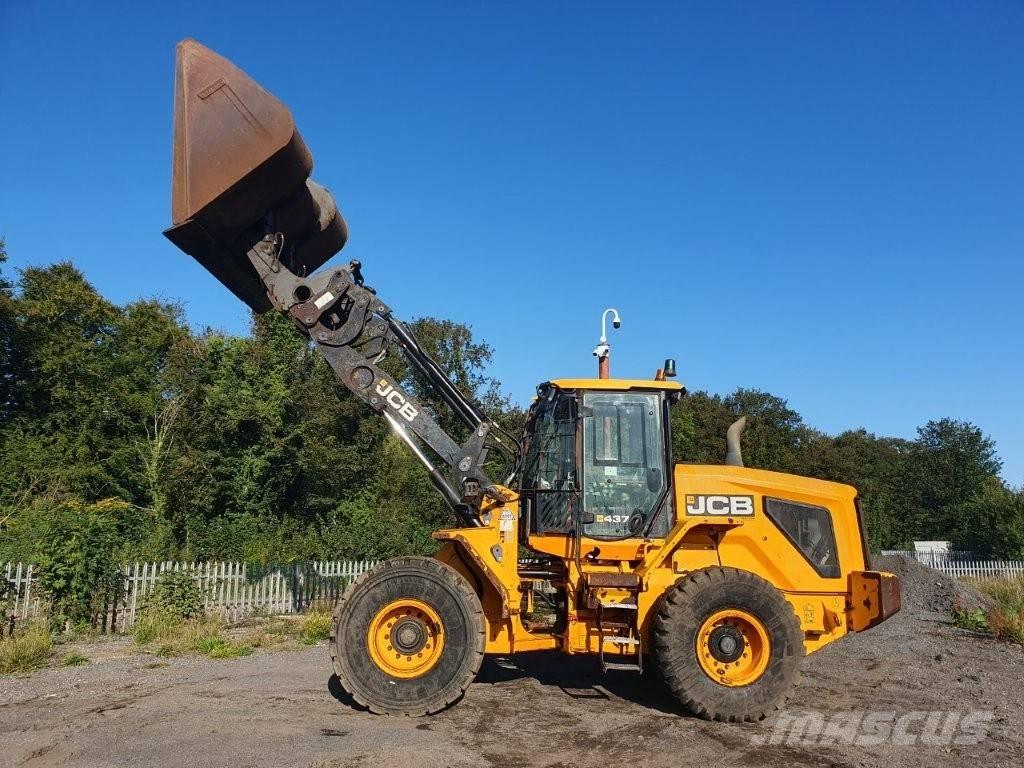 JCB 437 HT Kolesni nakladalci