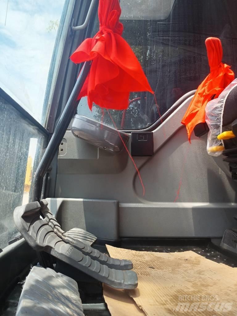 Volvo EC 290 Bagri goseničarji