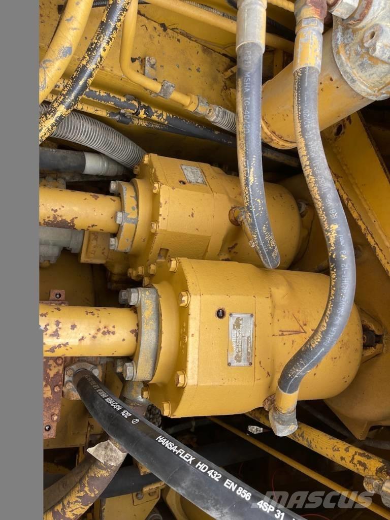 CAT 992 C Kolesni nakladalci