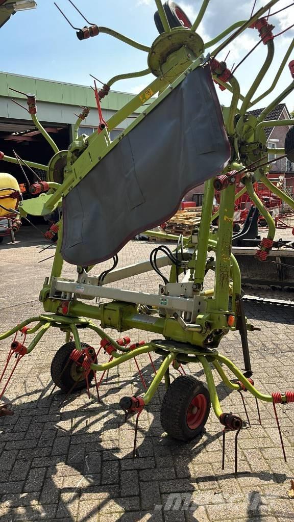 CLAAS Volto 770 Obračalniki in zgrabljalniki