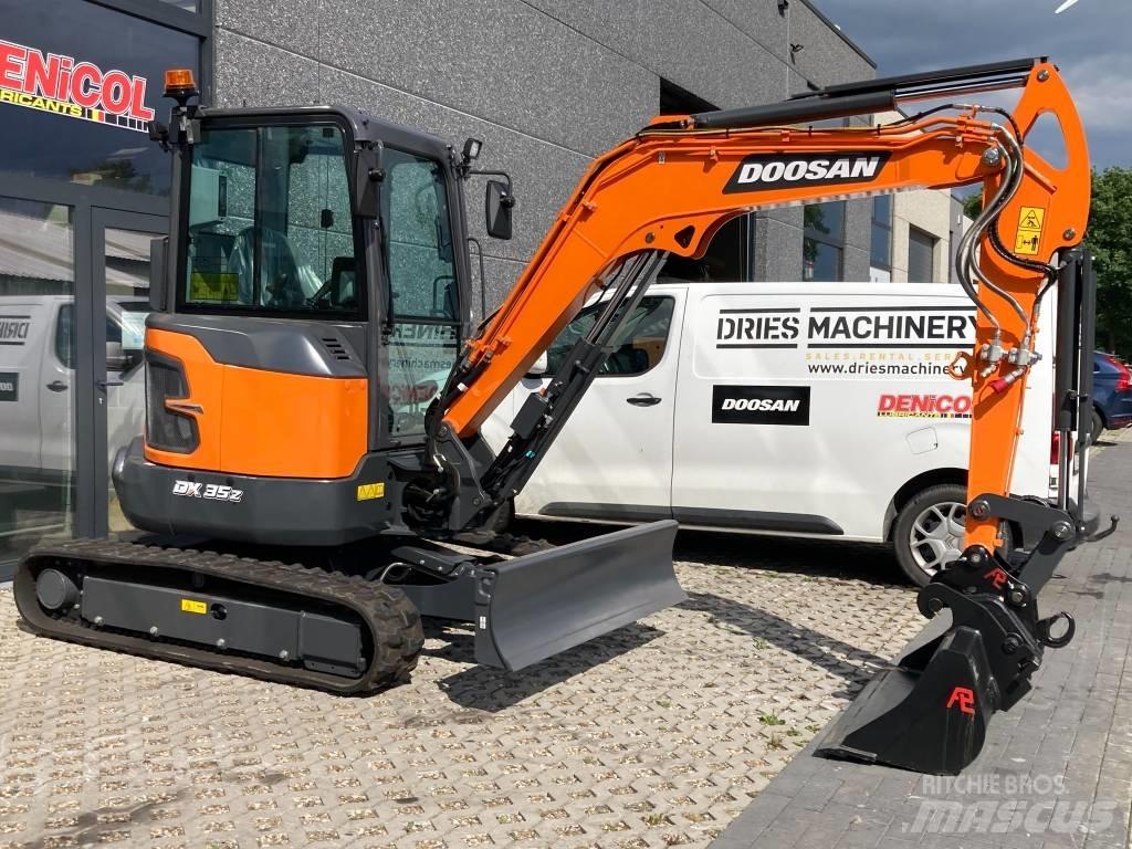 Develon DX 35 Z-7 Mini bagri <7t