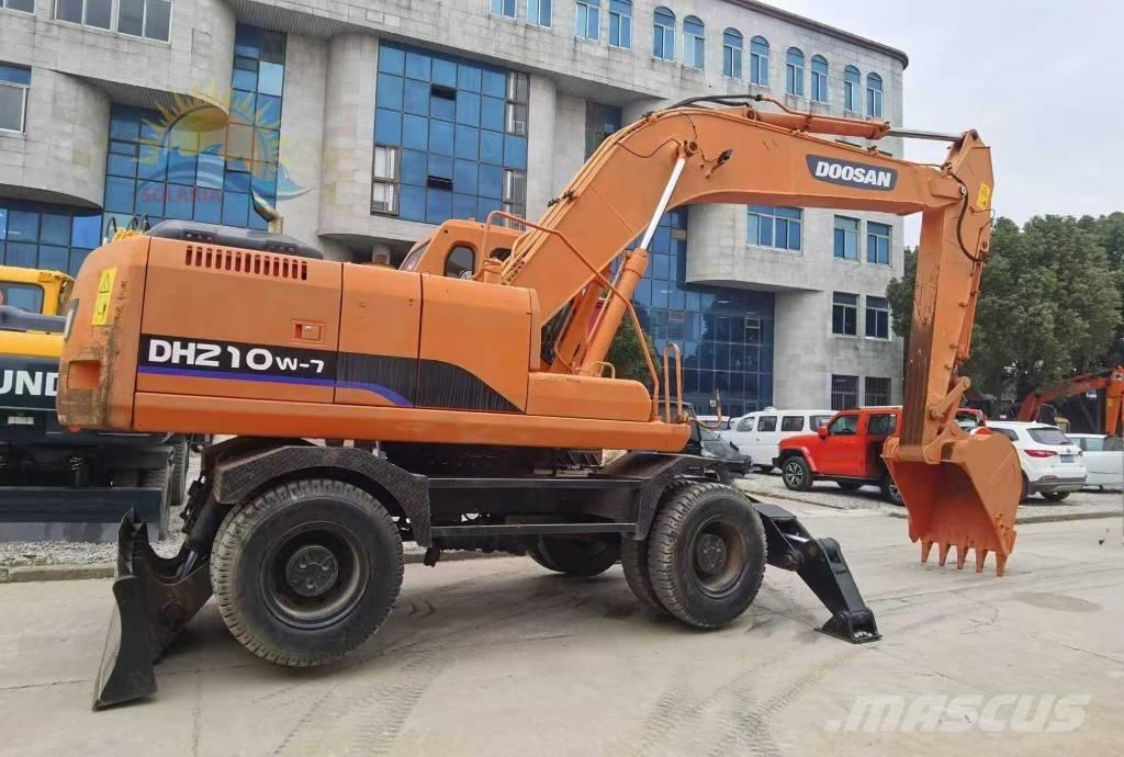 Doosan DH 210 W-7 Bagri na kolesih