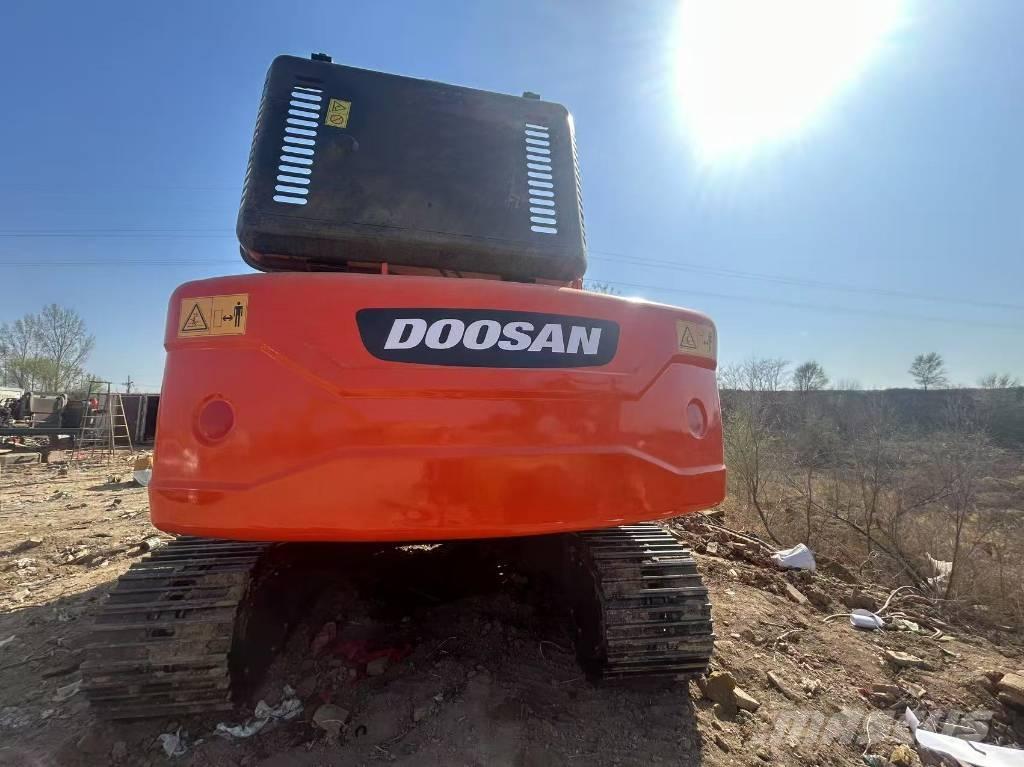 Doosan DX225LC-9C Bagri goseničarji