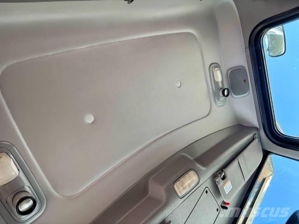 Peterbilt 389 Vlačilci