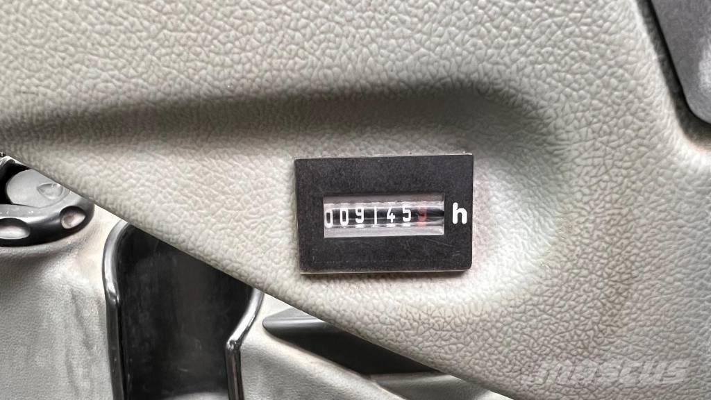 Liebherr R980 SME HD Bagri goseničarji