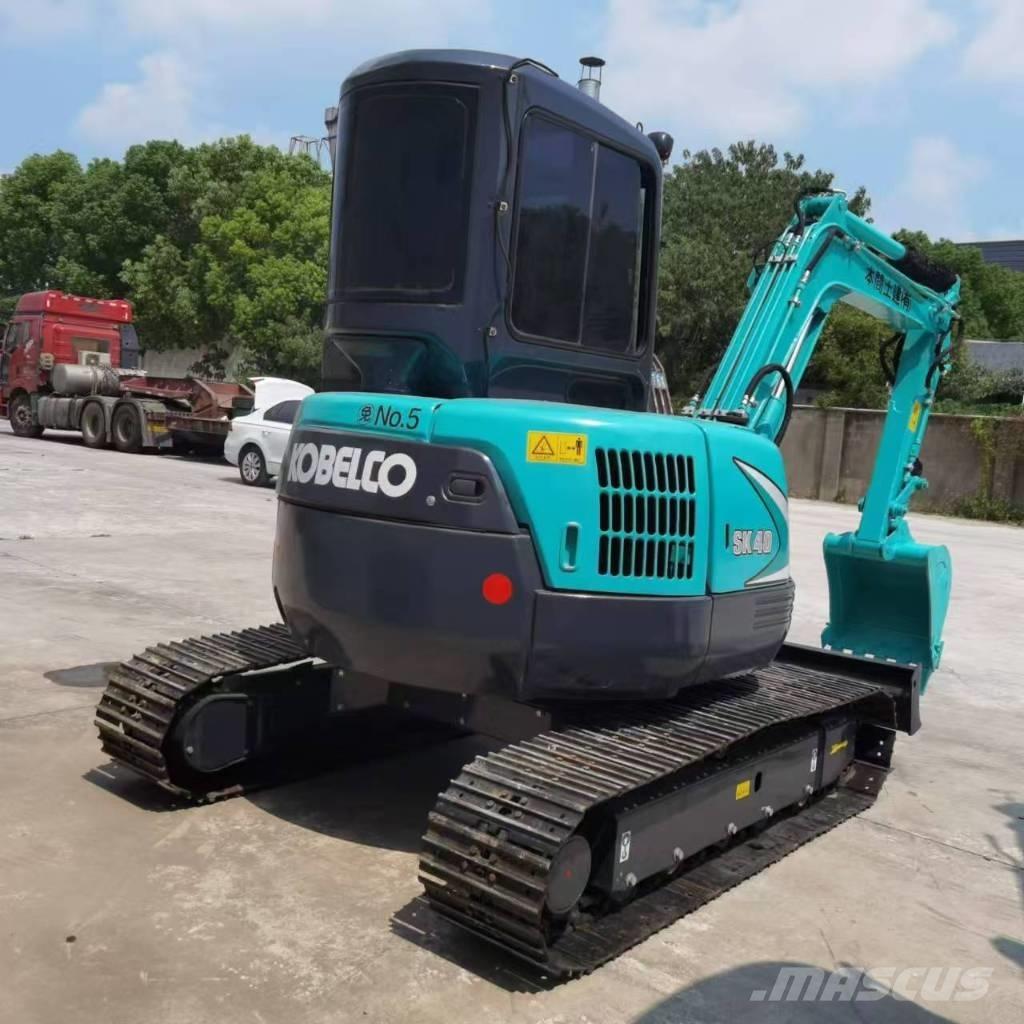 Kobelco SK 40 Mini bagri <7t
