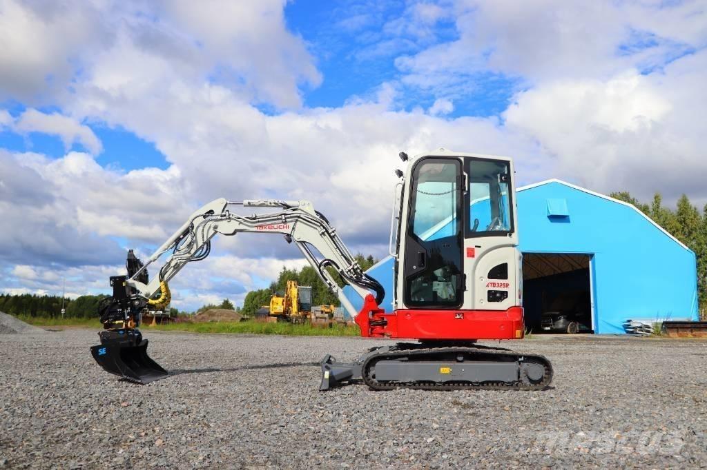 Takeuchi TB325R Mini bagri <7t