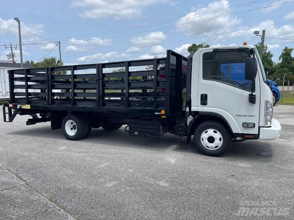 Chevrolet LCF4500HD Tovornjaki s kesonom/platojem