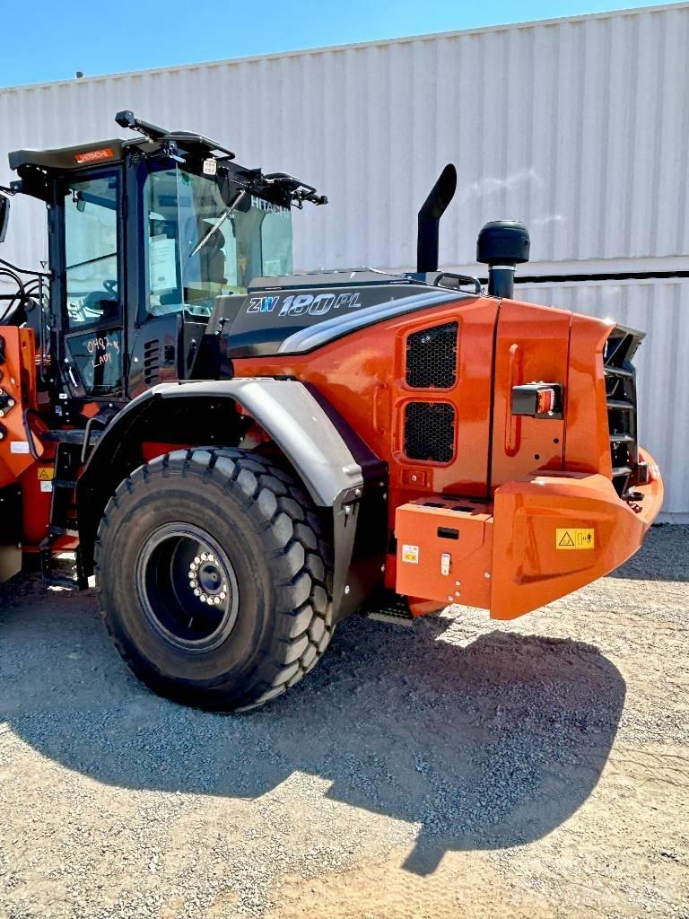 Hitachi ZW180-7PL Kolesni nakladalci