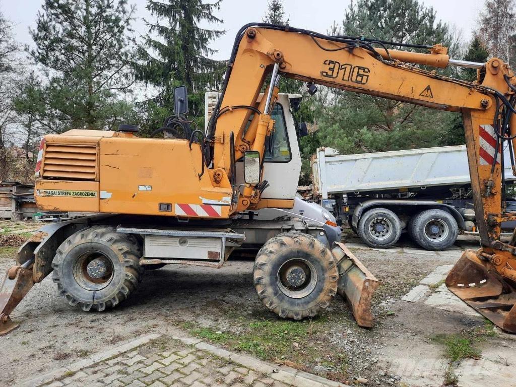 Liebherr A 316 Bagri na kolesih