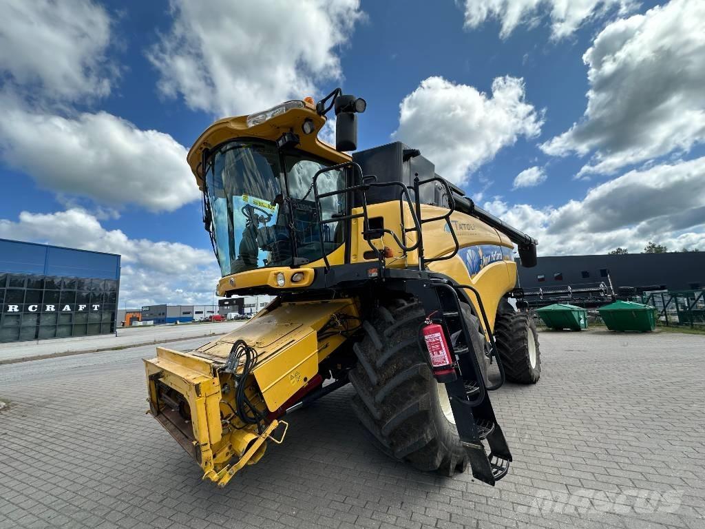 New Holland CX 8080 Kombajni